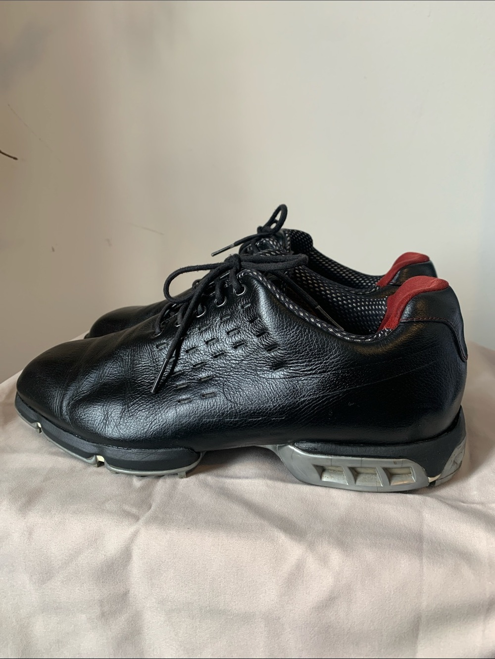 Nike Tiger Woods Leather Golf Shoes 314830-001